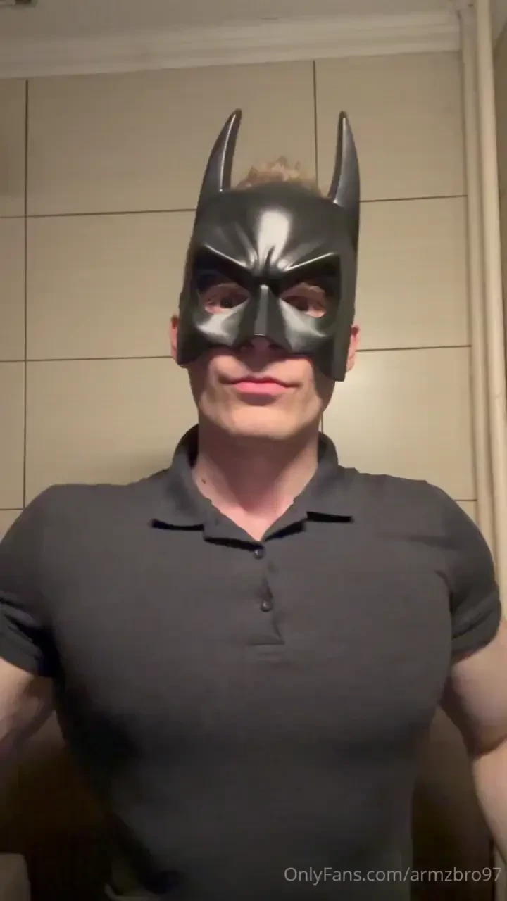 Your muscular friend batuncle 