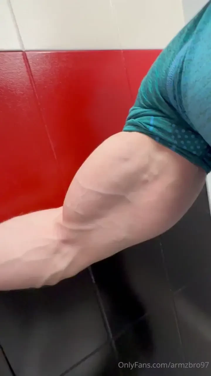 Insanely pumped biceps flexing after workout part 2 