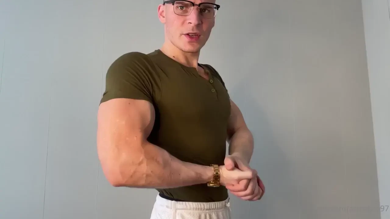 Pumped arms tight shirt long flexing video for monday 