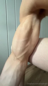 Oh my gosh hot biceps flexing part 1