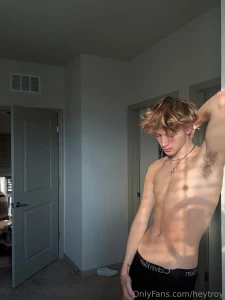 Only 5 cum see the new content im posting heytroyvip heytroyvip