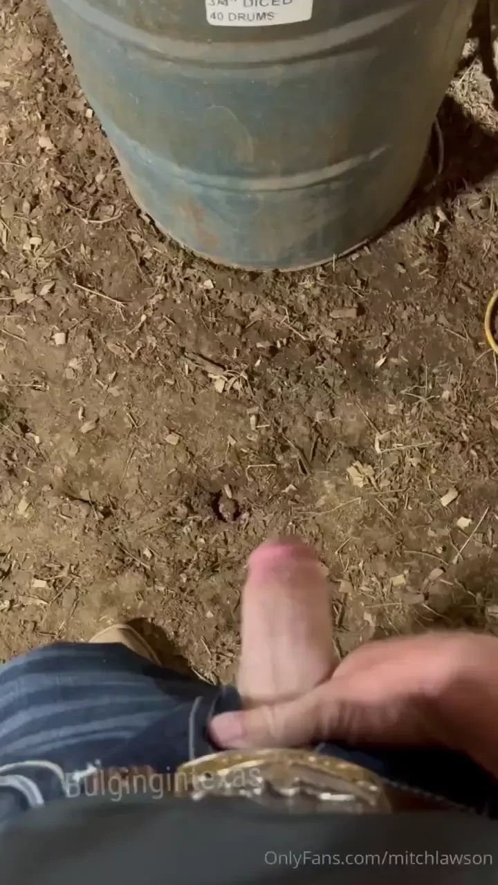 Started raining so i decided to bust a nut in the barn 