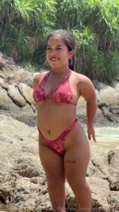 I wanna be next to you