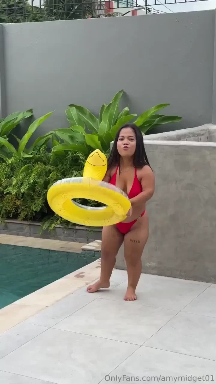 Just a girl who loves to play 