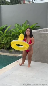 Just a girl who loves to play