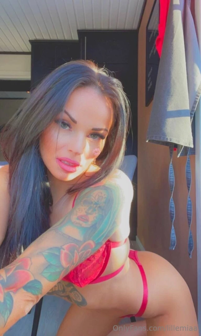 She is a cute norwegian girl and will do her best to make your day all part 1 