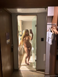 Una as en el espejo de tu cuarto que dices part 2