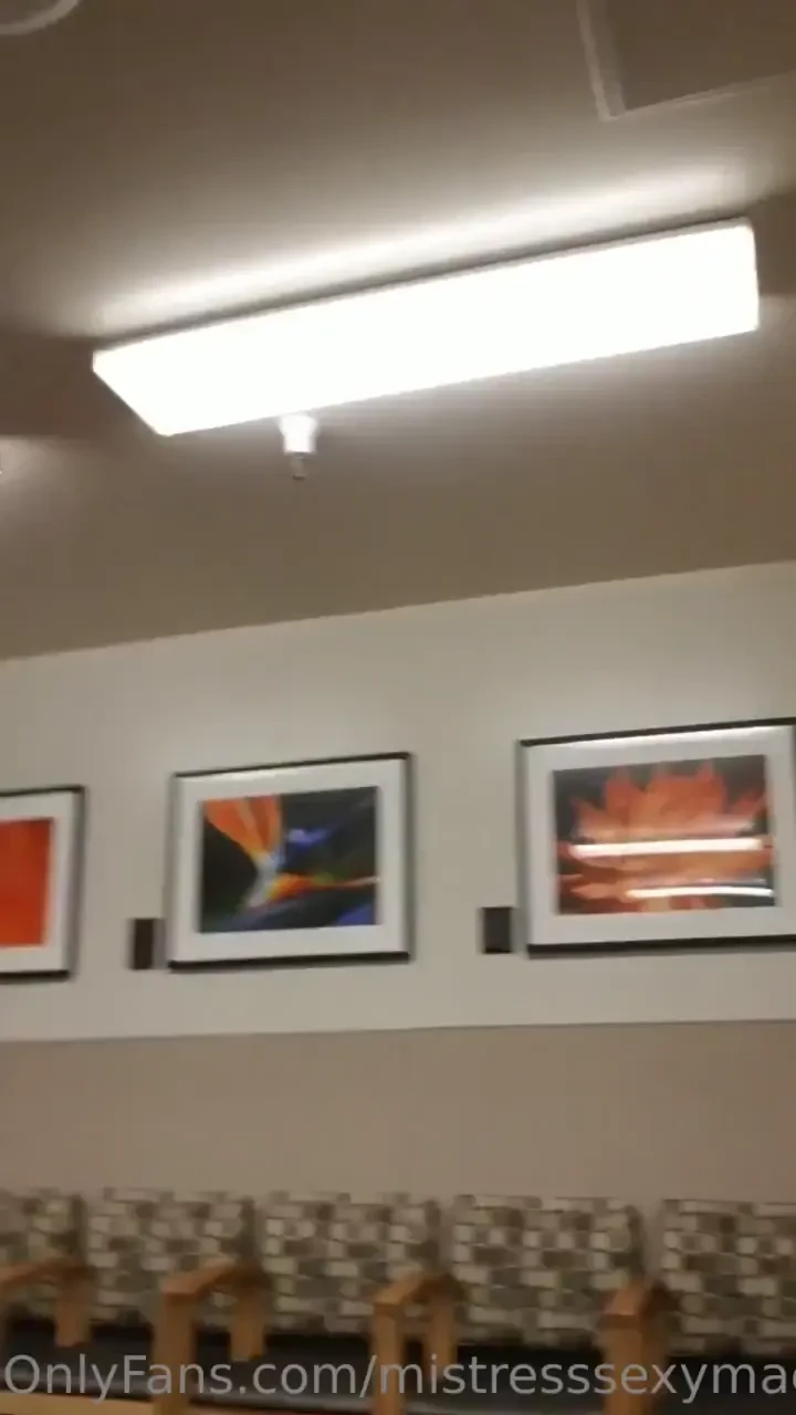 Fart in the waiting room 