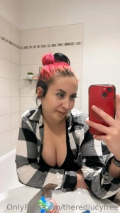 Na babe hast du lust mehr zu sehen schreib mir gerne well babe would