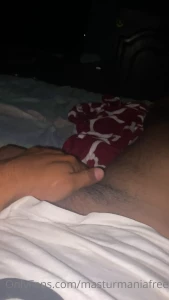 masturmaniafree - My feet play with my dick 