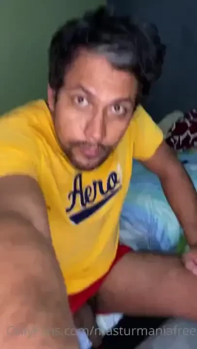 I cum on my sandal only 3 