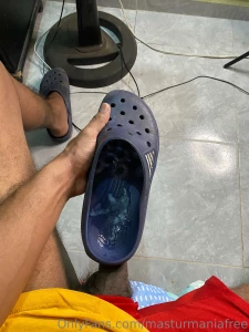 I cum on my sandal only 3 part 1