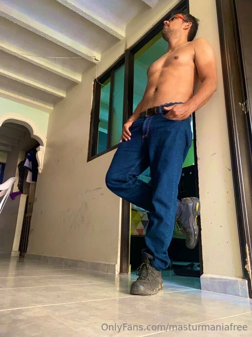 Home alone https onlyfans com masturmania 