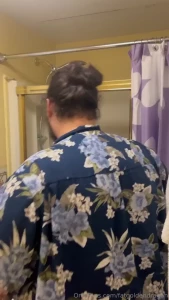 Preparing for a shower without a tripod or some fancy mounting thing