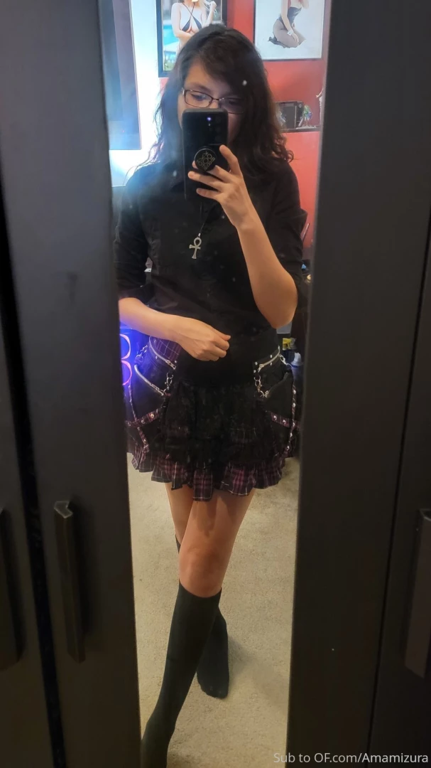 I put this poll up on my vip page but figured i d also put it here to part 1 