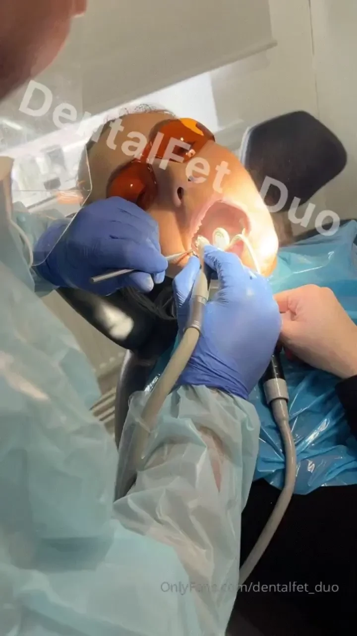 I love the water vapor and debris that comes off the drill tooth in 