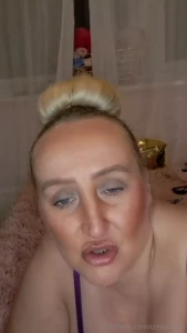 Mommy says if you turn on your auto renew and tell me i ll give you a part 1