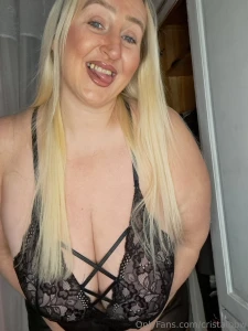 Here s my fat mommy ass surprise at the end