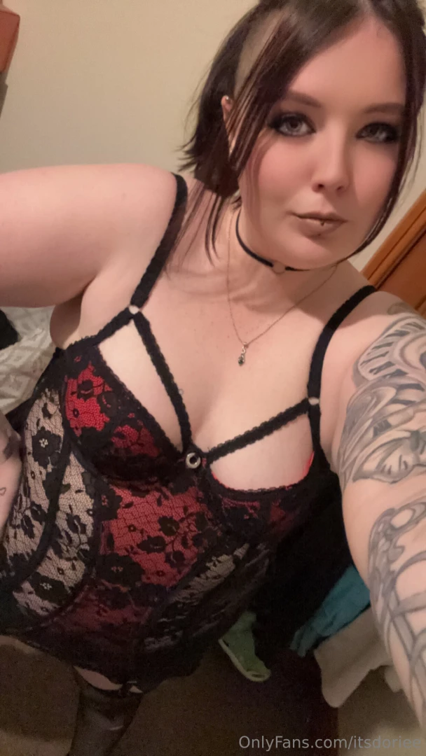 What dyou think of my outfit part 1 