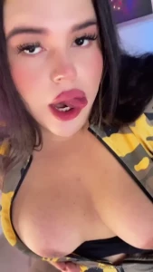 On a scale of 1 to 10 how much do you like this tell me if the answer