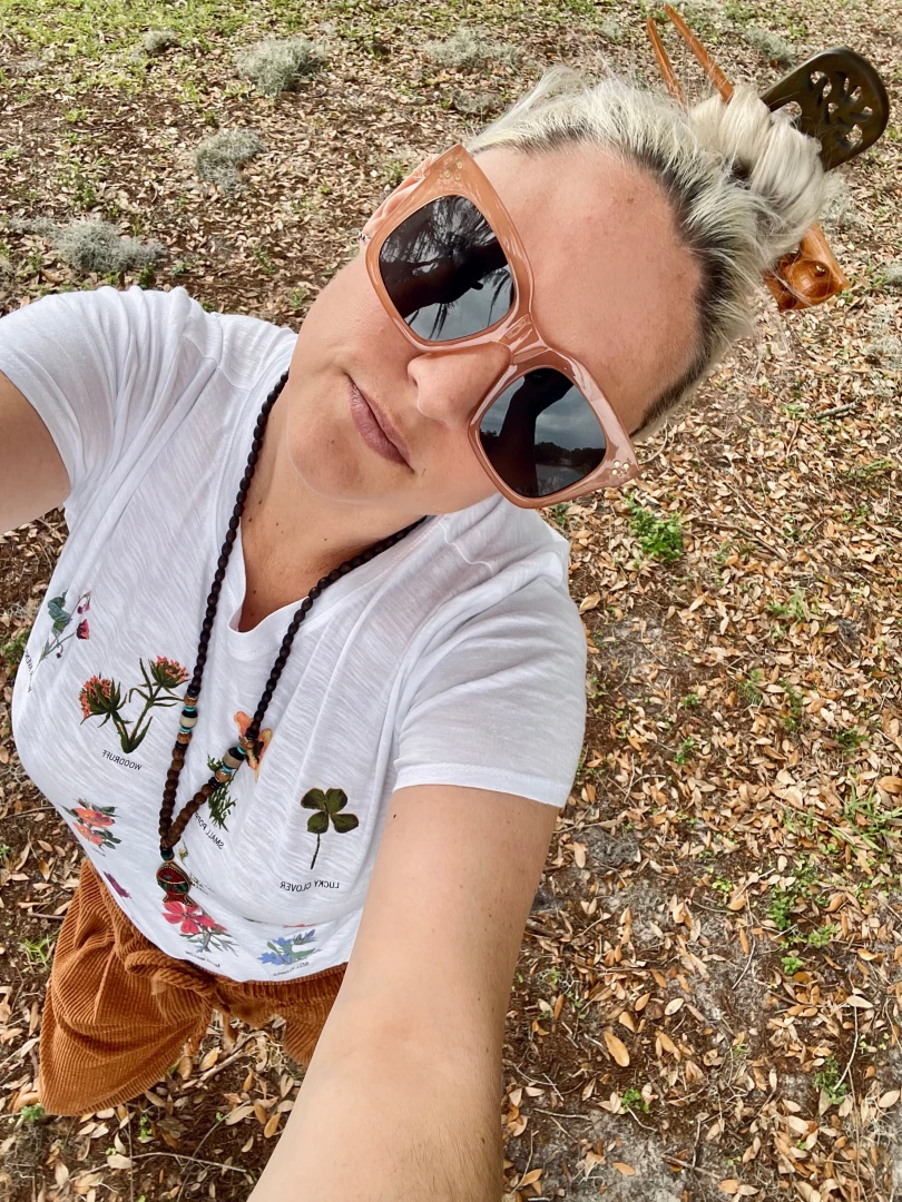 I love to color coordinate outfits 