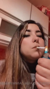 Smoker cigarette tobacco cigarrillo