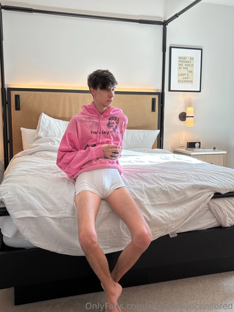 Should we make this bed messier 