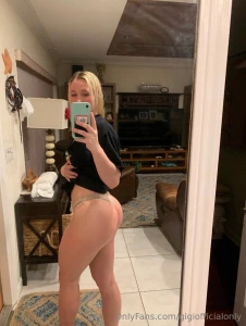 You re allowed to eat cake before dinner with me