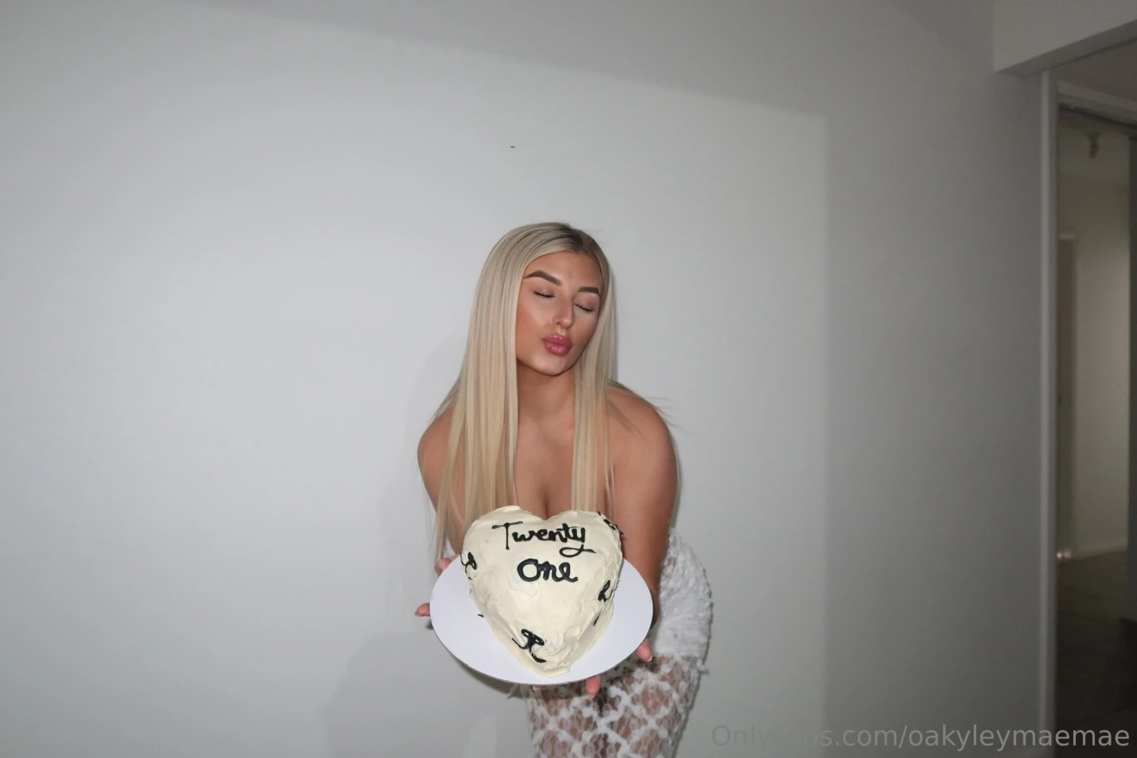 More pics from my at home diy birthday shoot part 13 