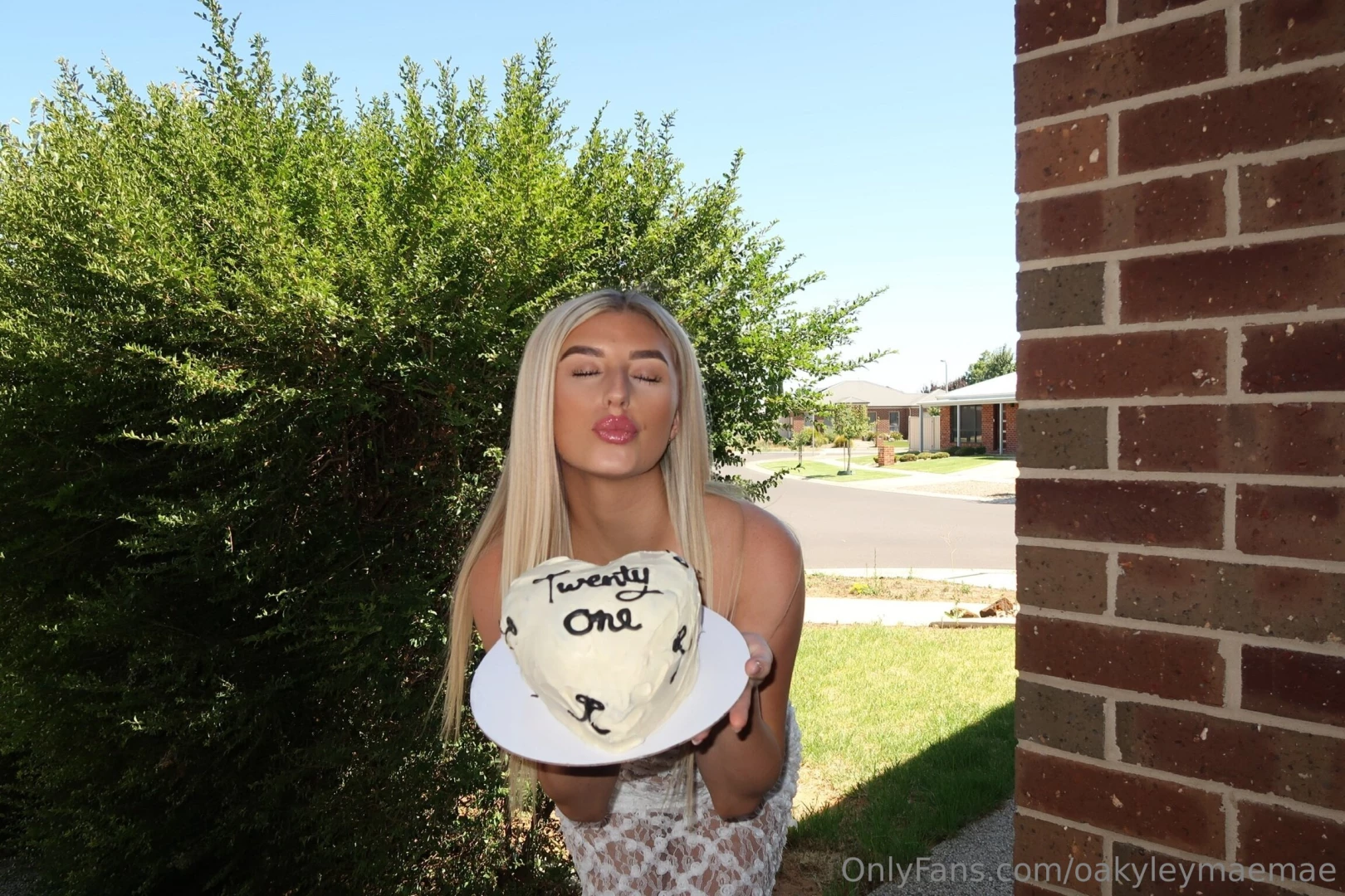 Oakyleymaemae part 3 