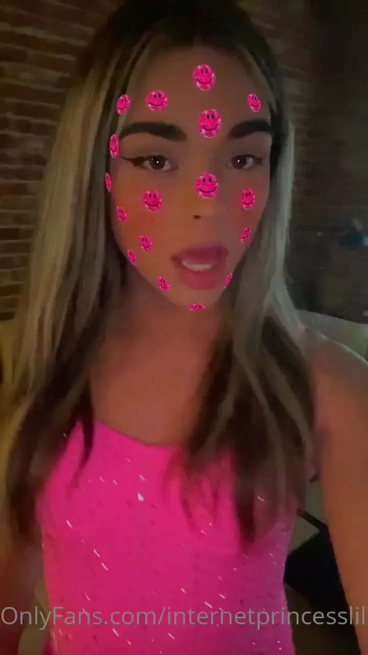 Check your messages for a new 10 min long dick sucking video 