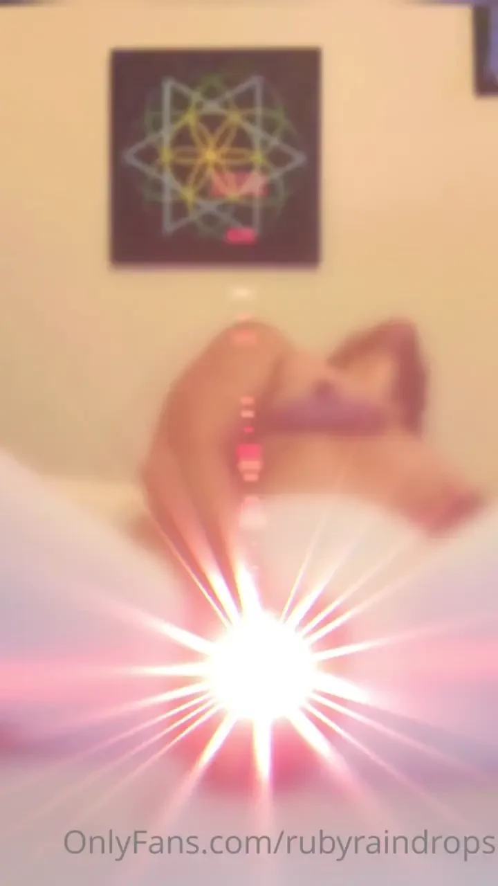 How many of you would prefer to pay a reasonable monthly subscription 