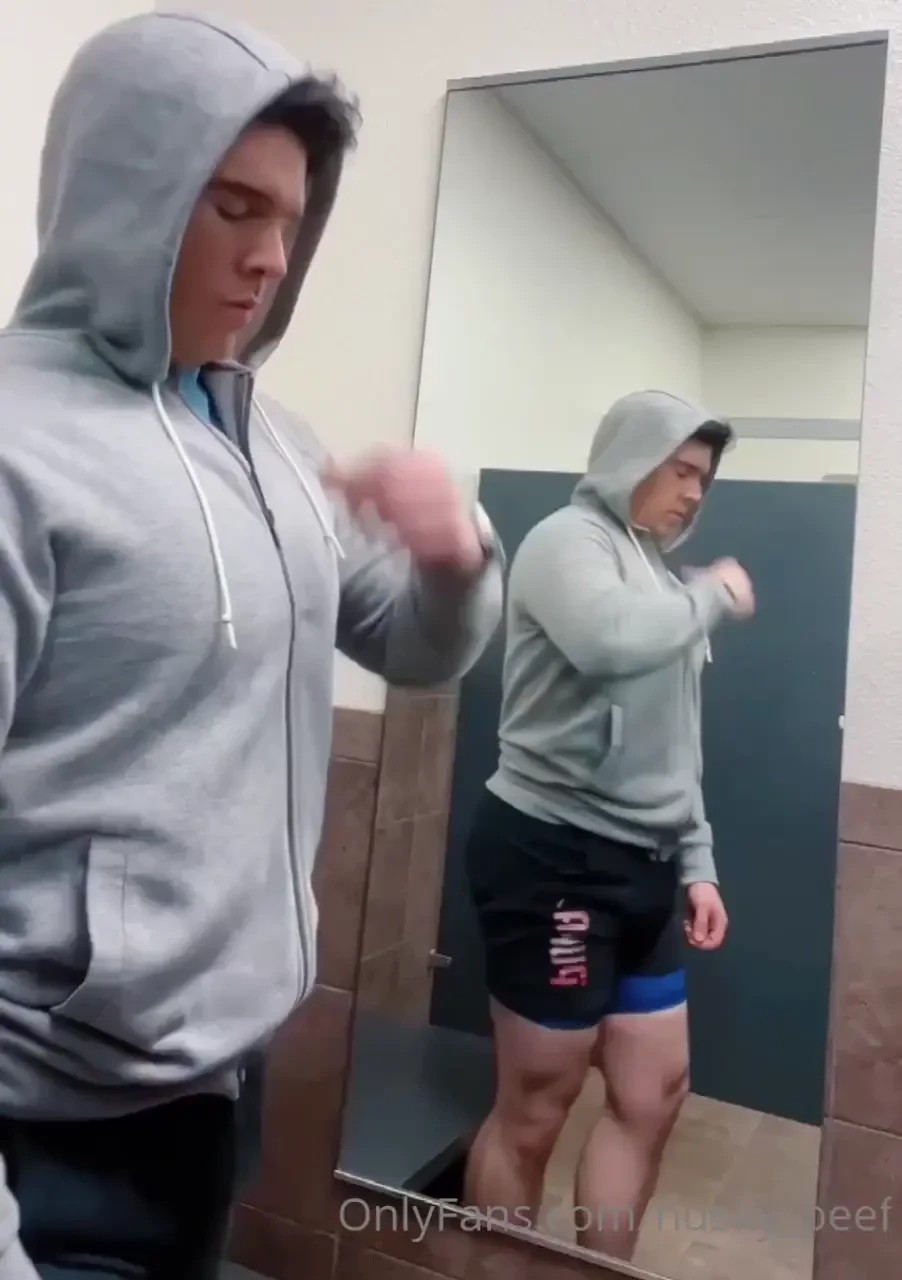 A little post-workout posing 