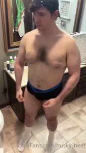 Watch me jerk my cock to completion