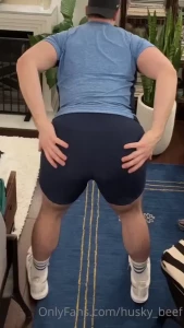 Showing my booty