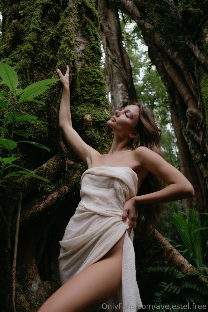 Hello my dreamy stars today i felt like a little witch soft mysterious 