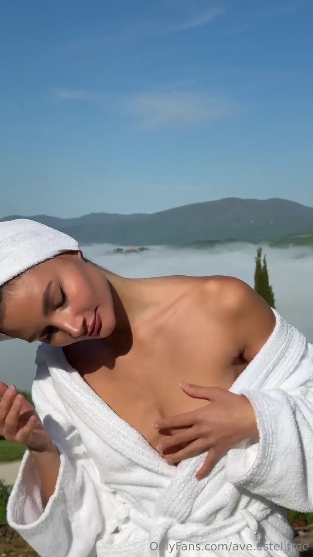 Hey loves how s your weekend going as you can see mine is just perfect 