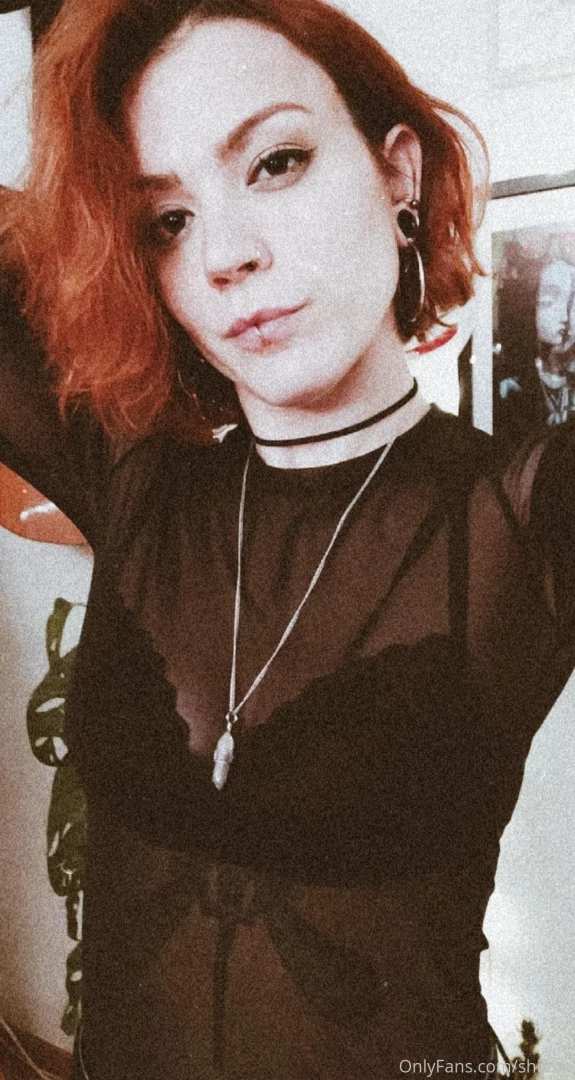 I love clothes with transparencies 