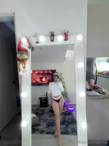 Beb que regalo quisieras este a o algo muy rico y sabroso