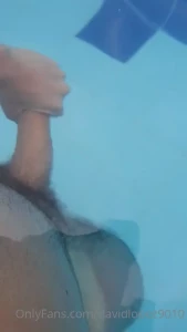 Me la pas en esta piscina y me empec arrechar alguna ayuda