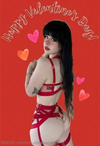 Happy valentine s day to all of my beautiful fans you are all my