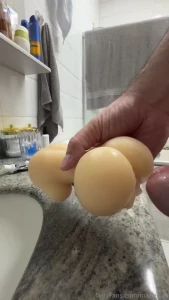 Imagina eu estourando seu cuzinho