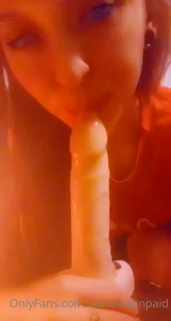 I wish this was your cock right now 