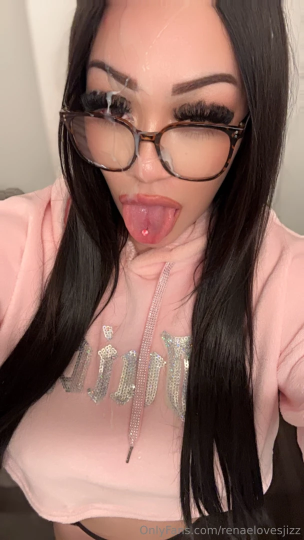 Dont miss a cum facial subscribe to my no ppv to get full access 