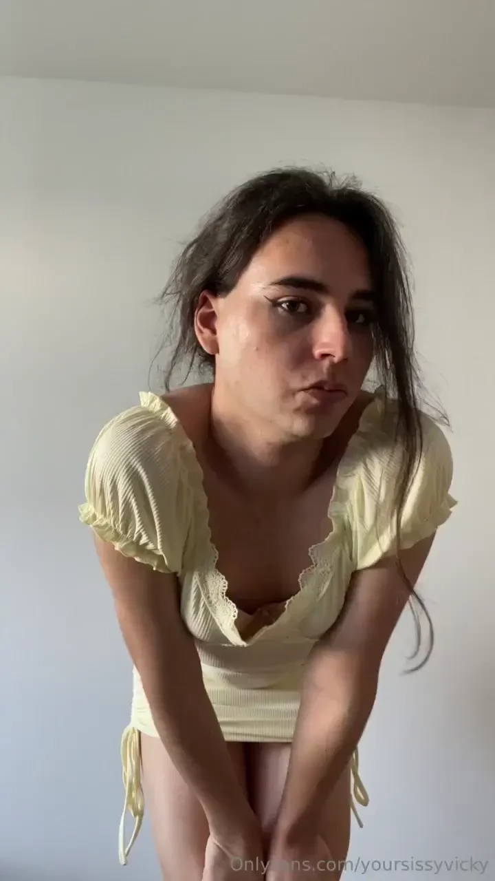 Isn t my mew dress so cute i feel so pretty in 