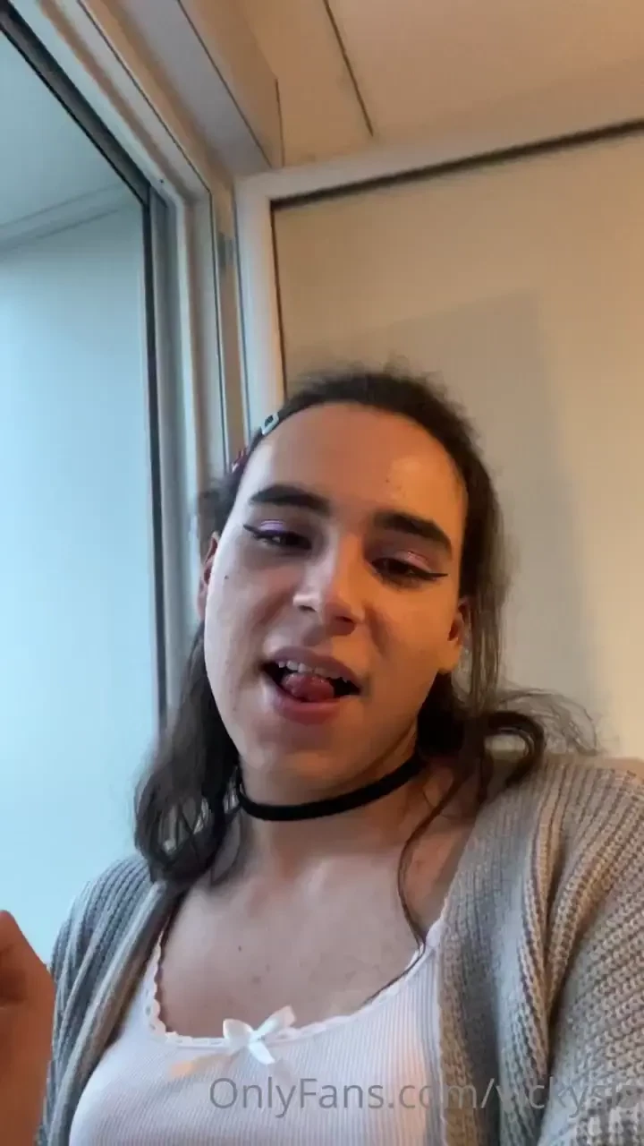 I was supposed to work but i ended up all dolled up smoking weed 