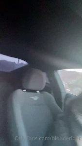 Who s rocking the shades better