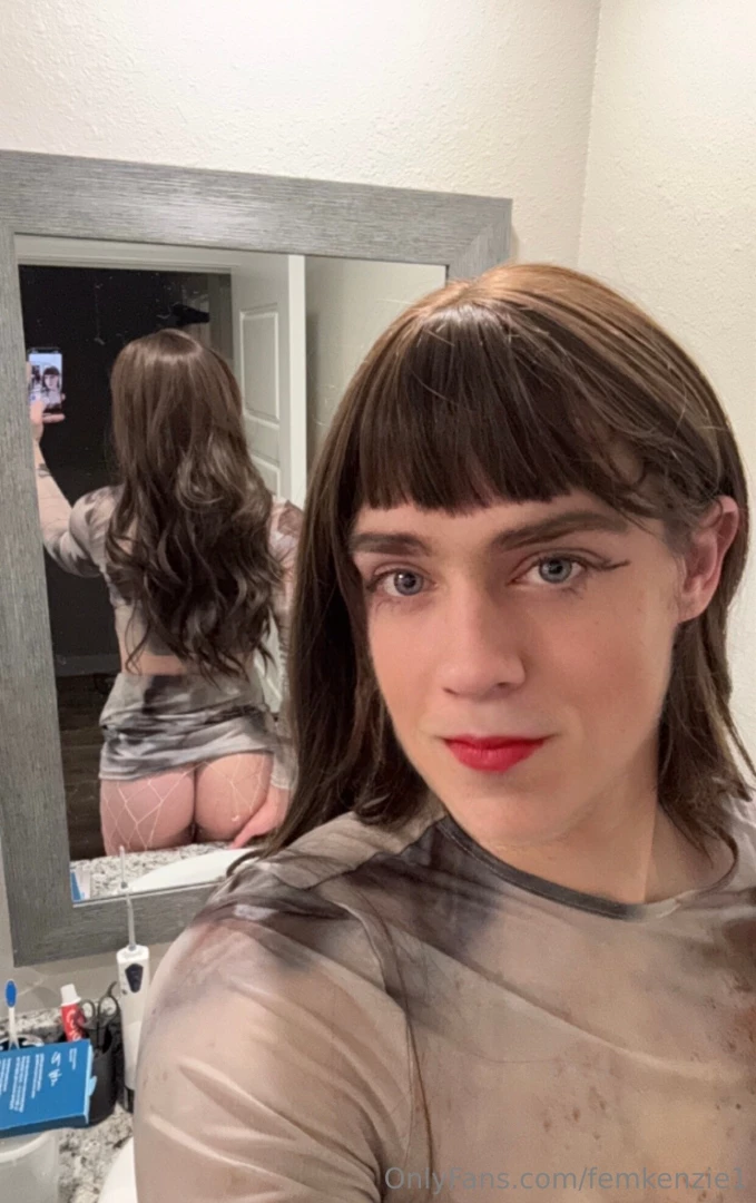 A locked phat ass trans girl is all you ever need 