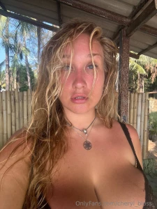 I love taking selfies if you like watching my selfies part 1