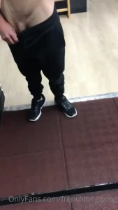Show at the gym mirror